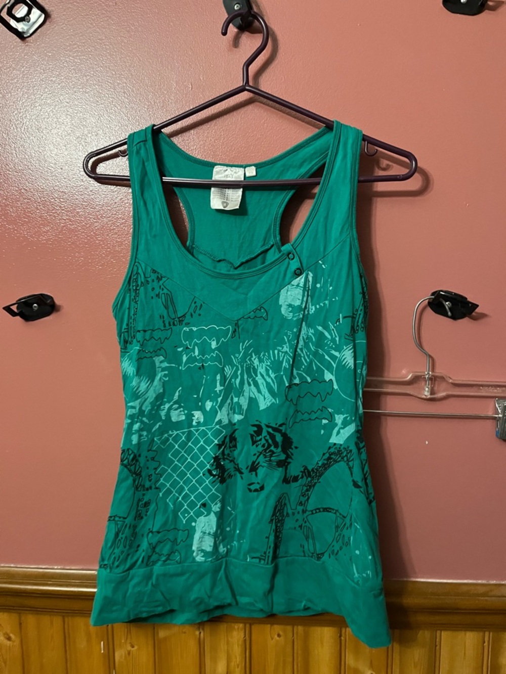 Women’s green Graphic Racerback Tank Top